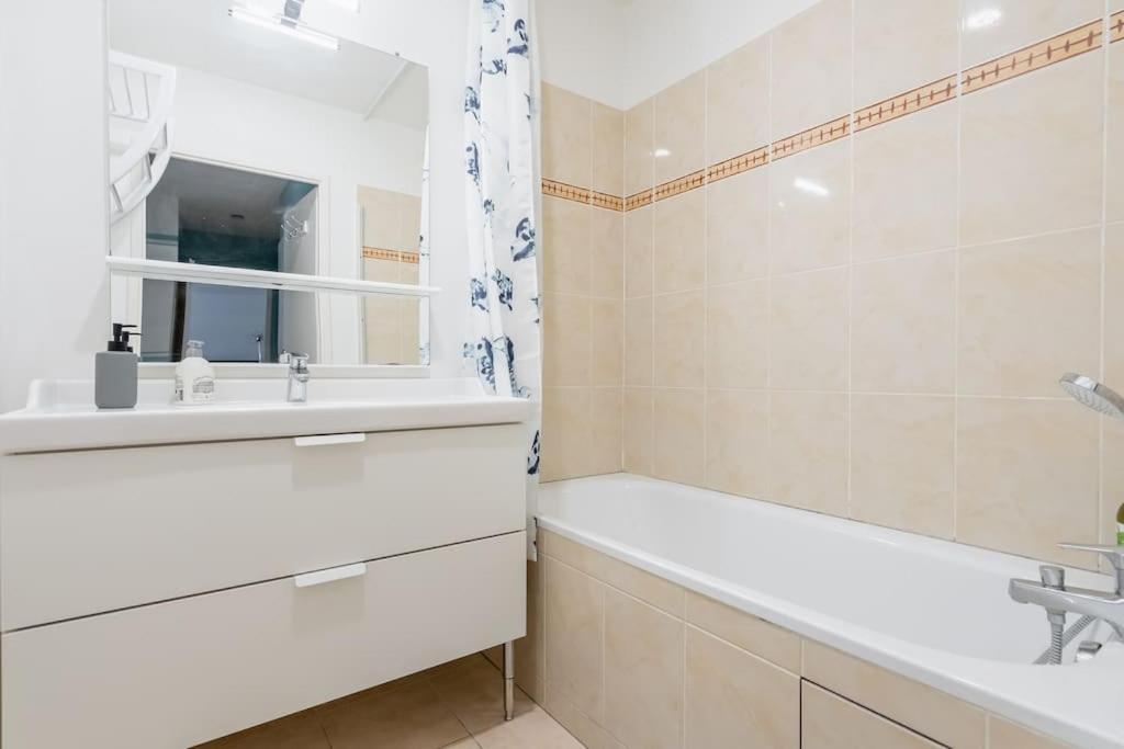 Elegant Appartement Familial Disneyland & Gare Rer Bussy-Saint-Georges Extérieur photo